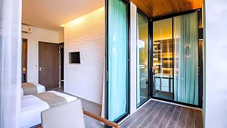 Luxury Premier Room