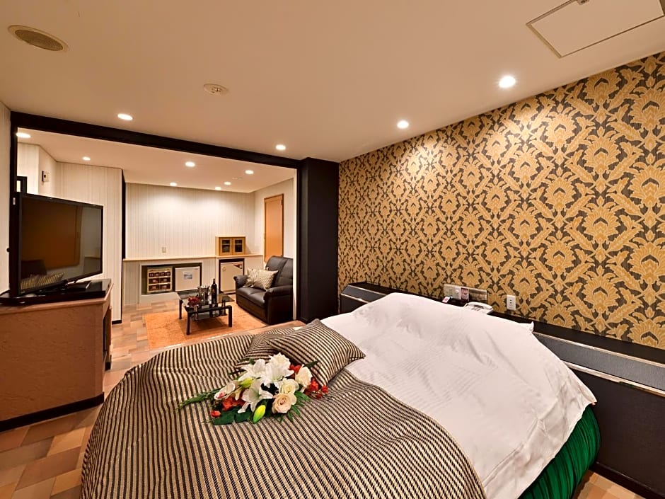 Restay DEE (Adult Only)