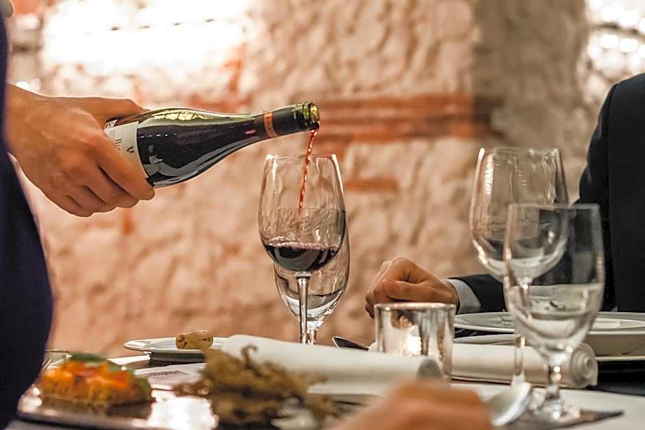 Queen Boutique Hotel