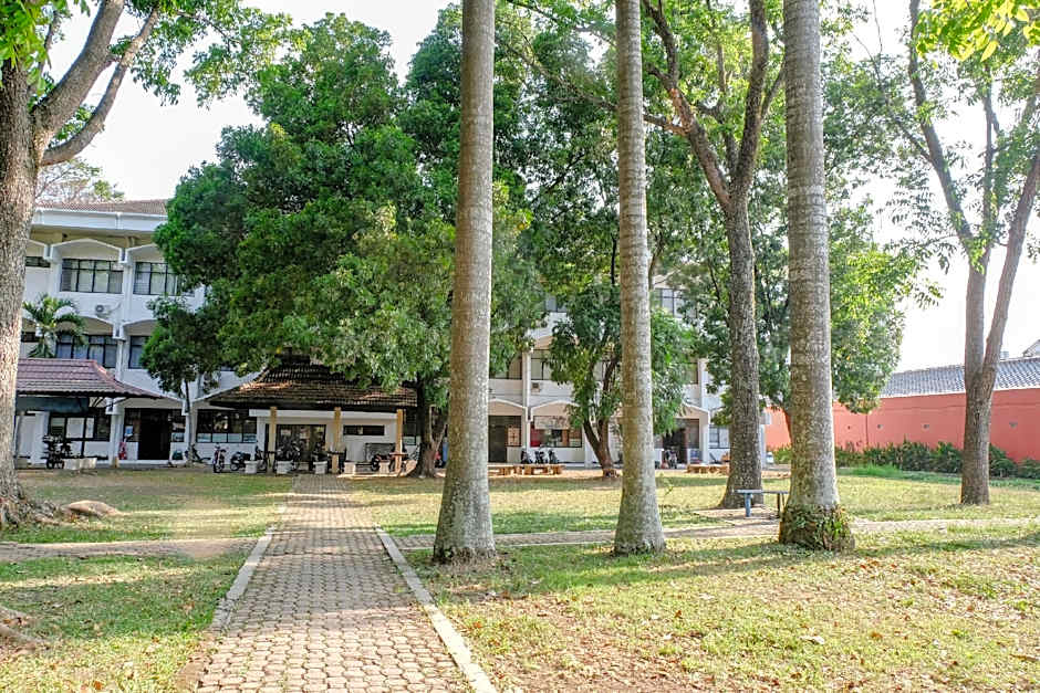 OYO 1342 Uniga Malang Family Residence