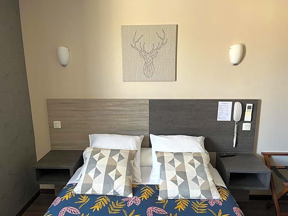 HOTEL LES MARRONNIERS