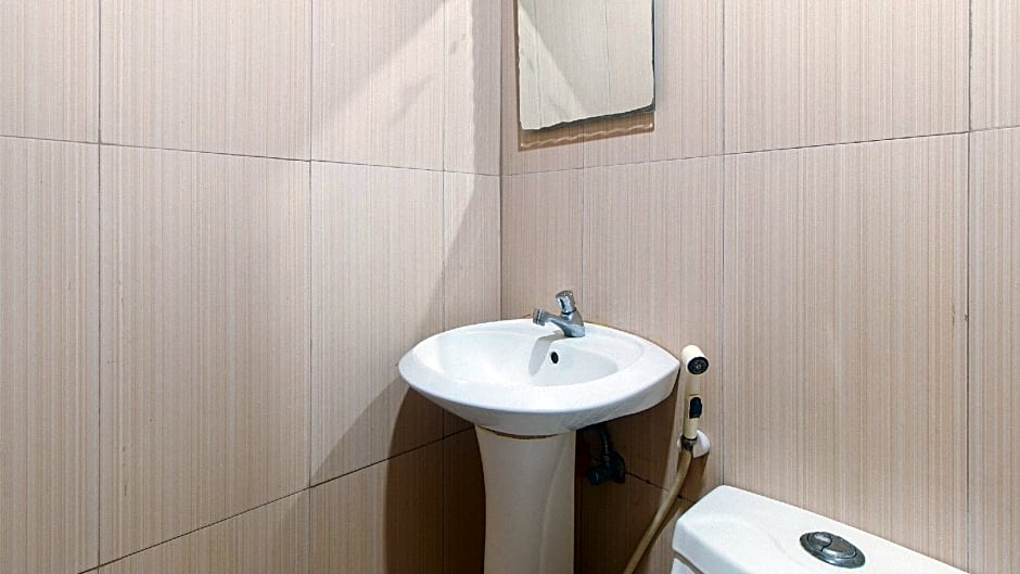 RedDoorz @ Ranchotel Bayanan Alabang