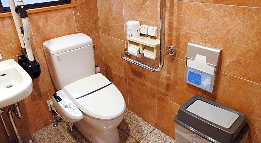 Toyoko Inn Tottori-eki Minami-guchi