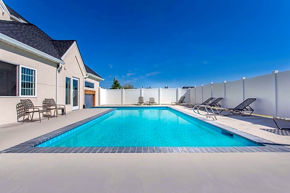 Microtel Inn & Suites by Wyndham Klamath Falls