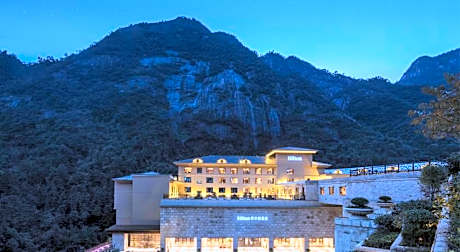 Hilton Sanqingshan Resort