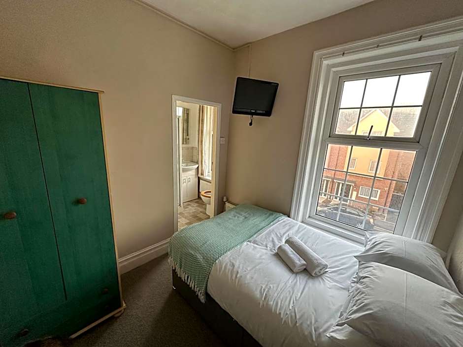 The Shores Hotel, Central Blackpool