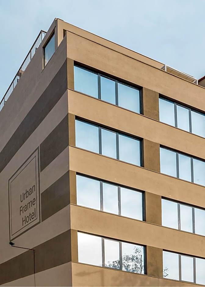 Urban Frame Acropolis