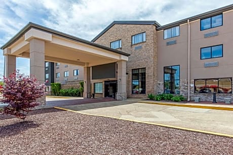 Comfort Inn & Suites Mccomb