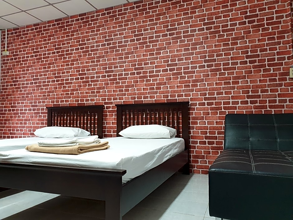 Photo 1 of 4 of Suite, 1st Floor