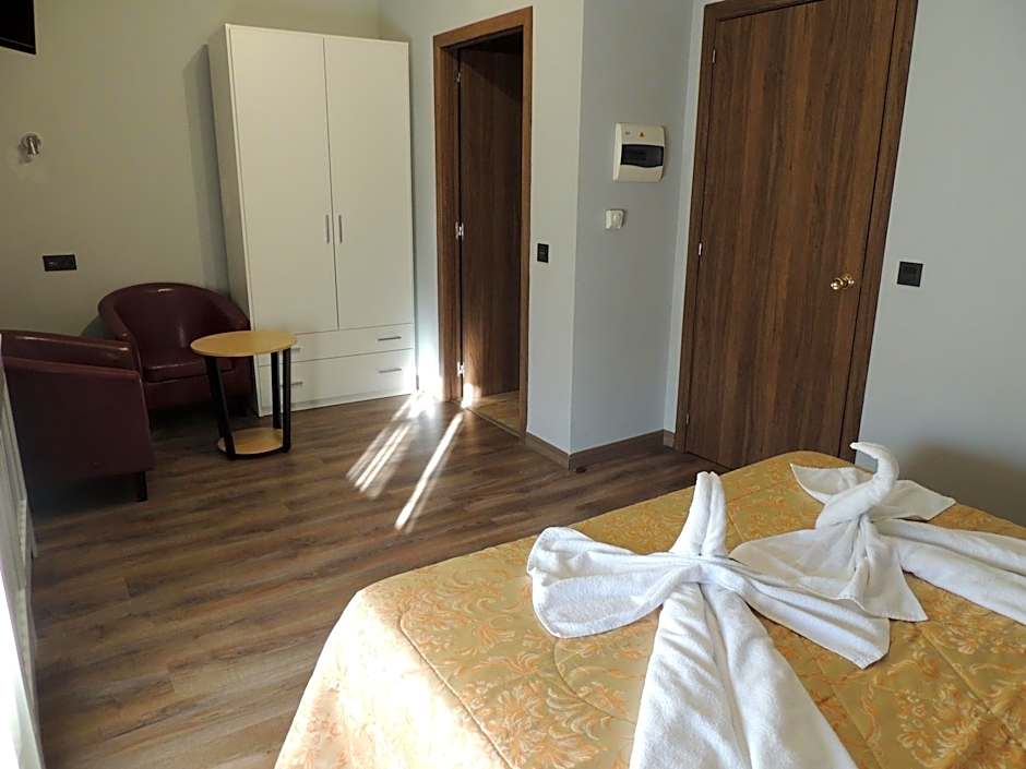 Hotel La Huella Del Camino