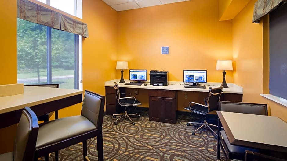 Best Western Plus Coldwater Hotel