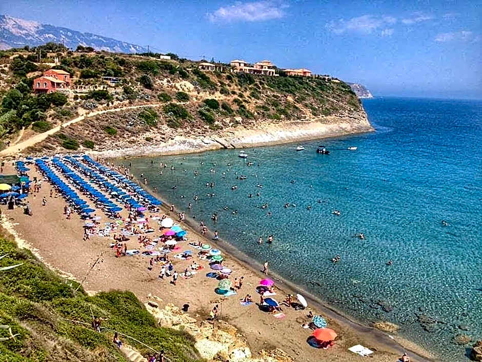 Casa De Rosa Apartments & Studios