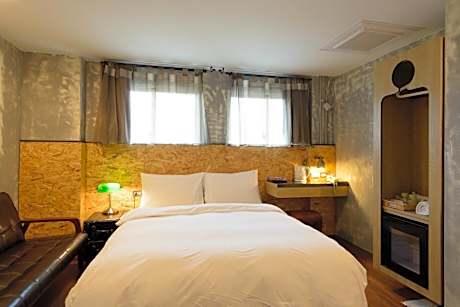 Deluxe Double Room with Bath