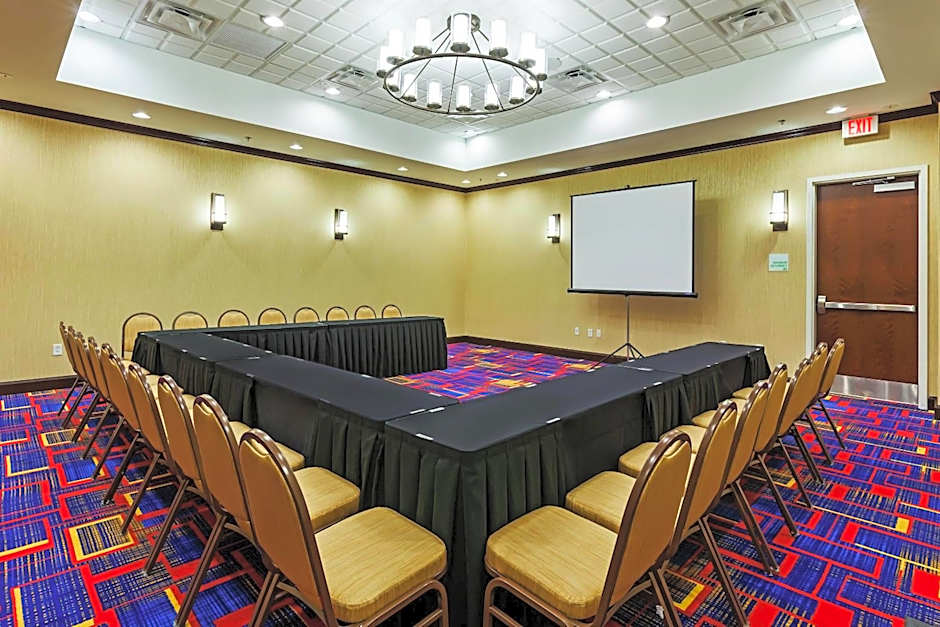 Clarion Hotel The Colony - Plano West