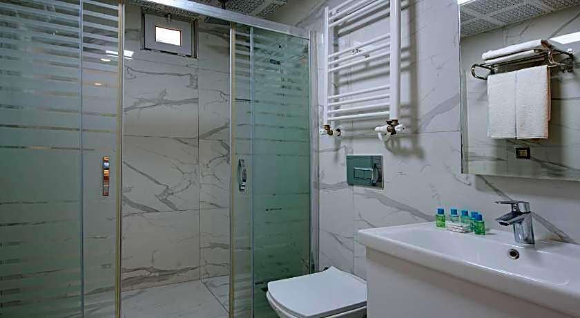 Citrus Luna Suite Hotel