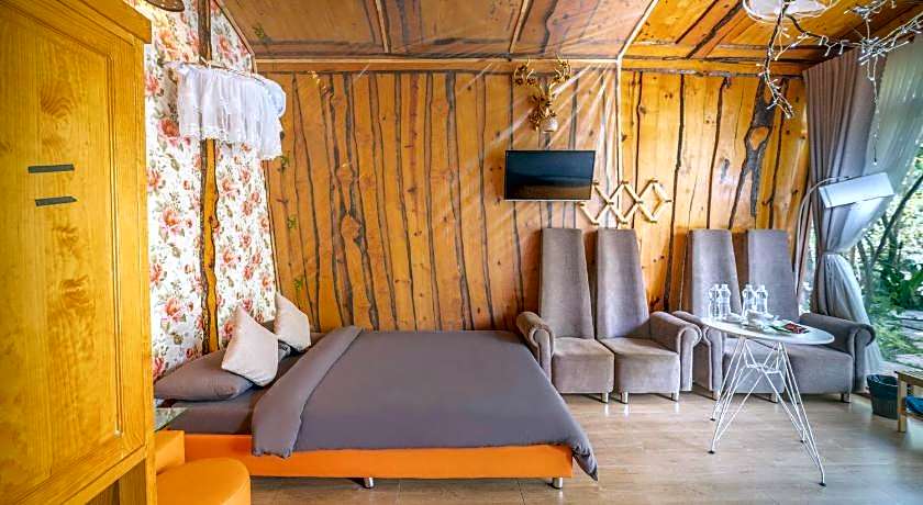 Dream Flower Dalat Hotel