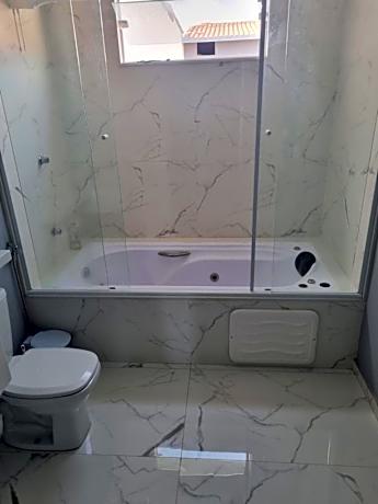 Deluxe Suite with Spa Bath