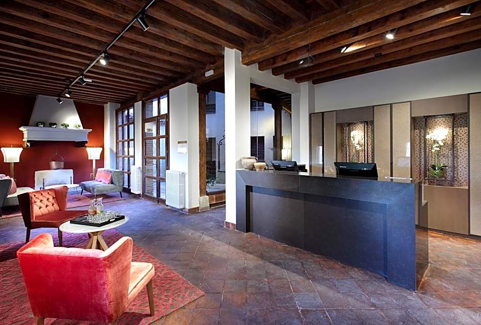 Exe Casa de Los Linajes