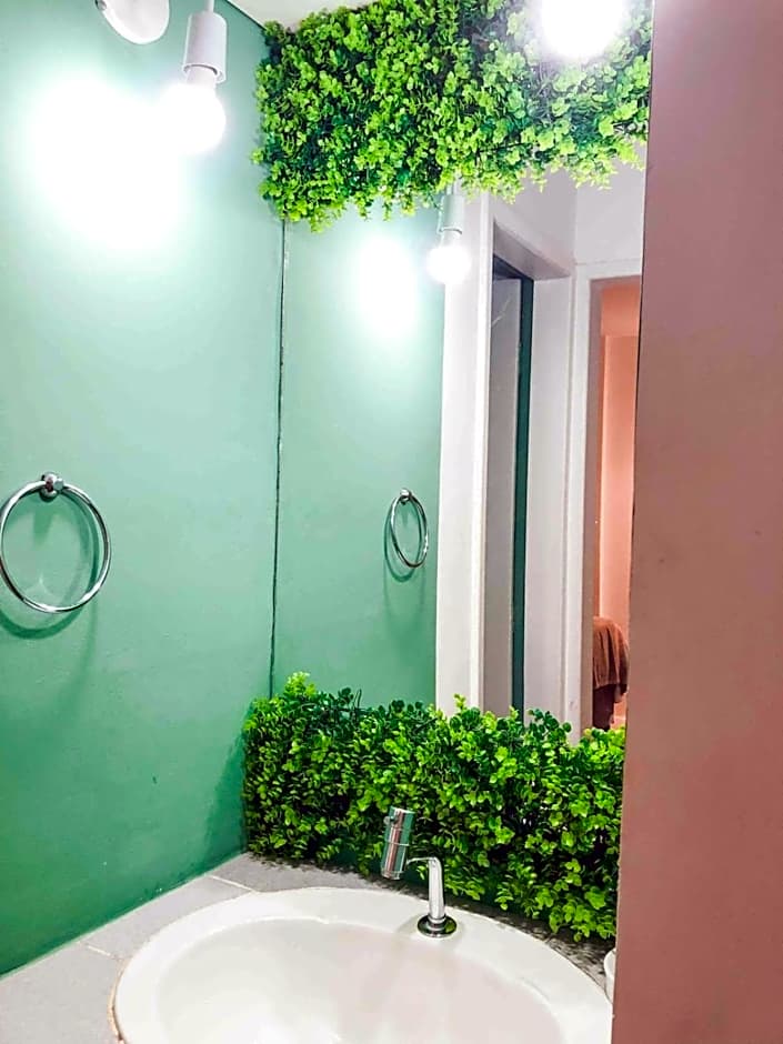 CT-82: Apto com vista espetacular para o mar