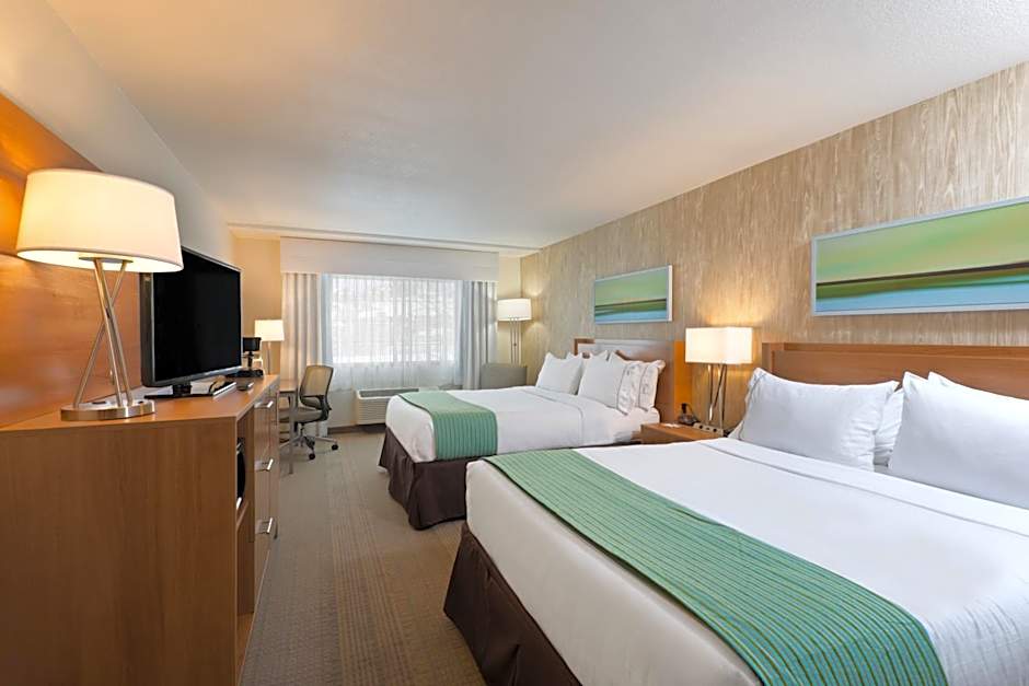 Holiday Inn Express & Suites Fraser By IHG