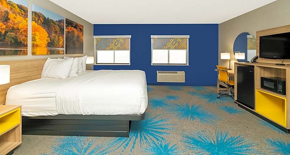Days Inn by Wyndham Fort Smith