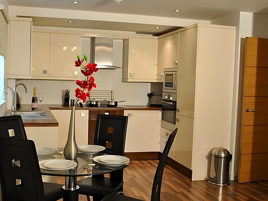 Dreamhouse Apartments Manchester City West