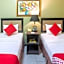 OYO 187 The Maxwell Hotel