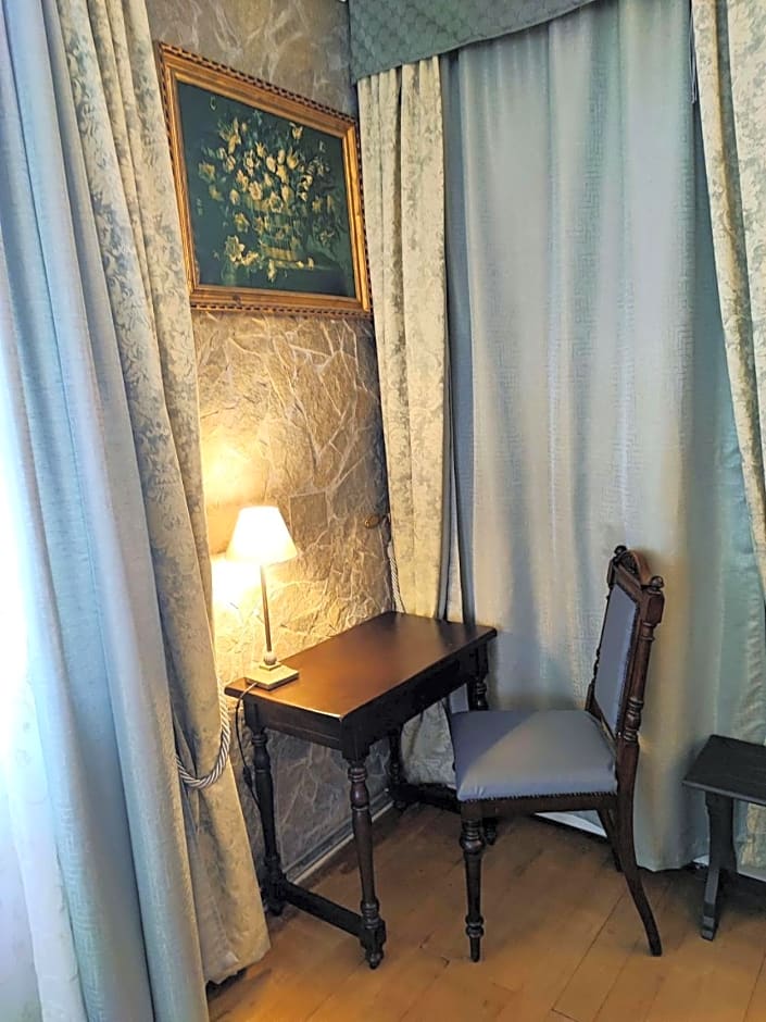 Hotel Adler