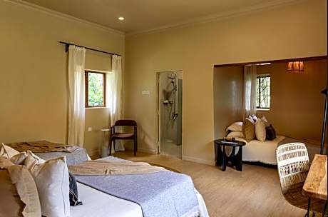 Deluxe 2 Double Beds
