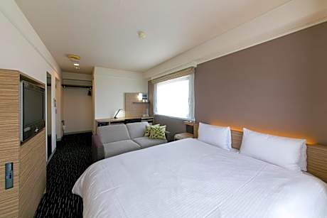 Double Queen Room - Non-Smoking