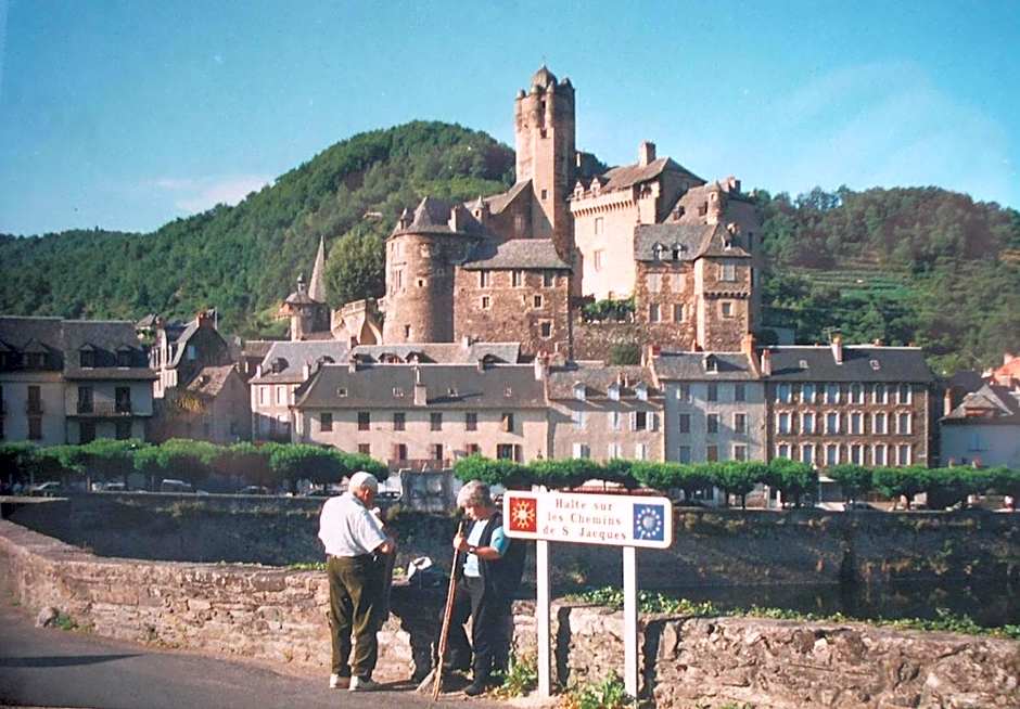 Hotel Restaurant Aux Armes D'Estaing - KB HOTEL GROUP