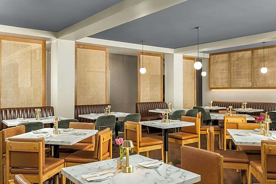 Courtyard by Marriott Houston Rice University