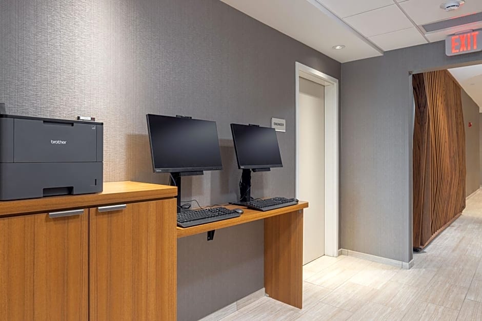 SpringHill Suites by Marriott Tucson at The Bridges