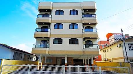 Residencial Dona Dina - Mestre Naro