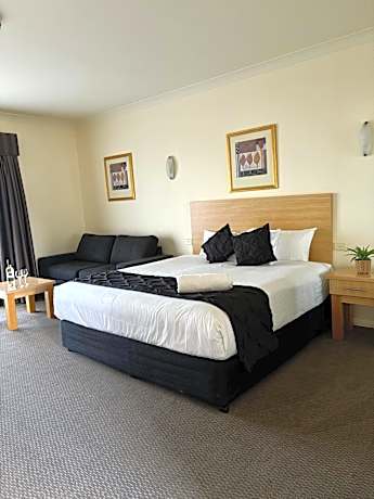 Turners Vineyard Motel