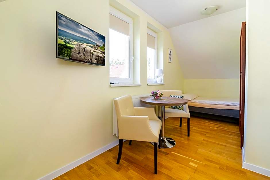 Apartamenty Golden Village