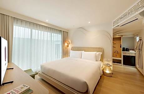 Cozy Room (24 Hours Use of Room)