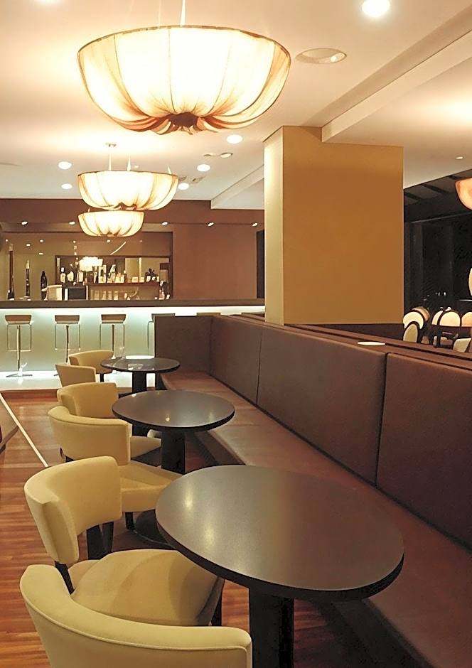 Suanbo Park Hotel