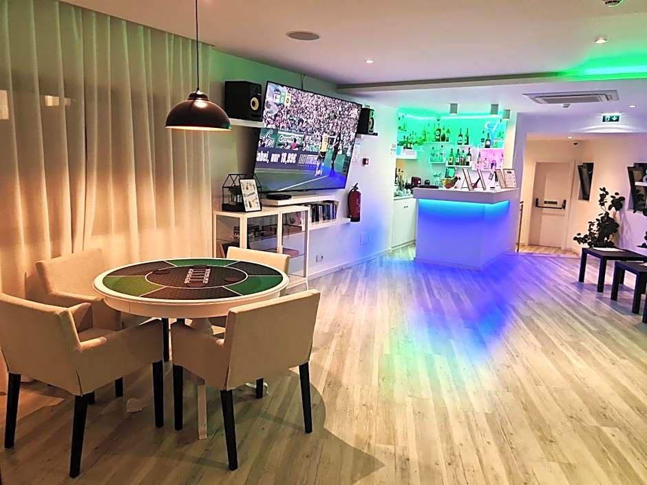 Hotel Alcaide
