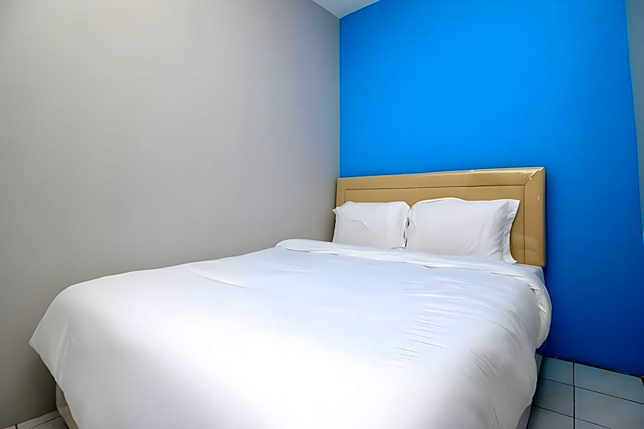 RedDoorz near Margonda Raya