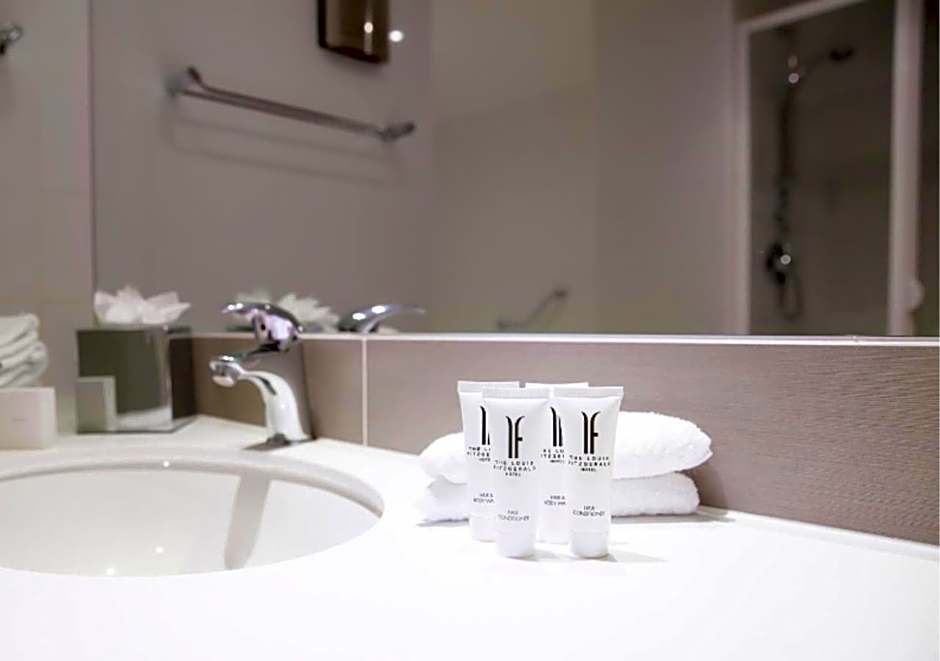 Louis Fitzgerald Hotel