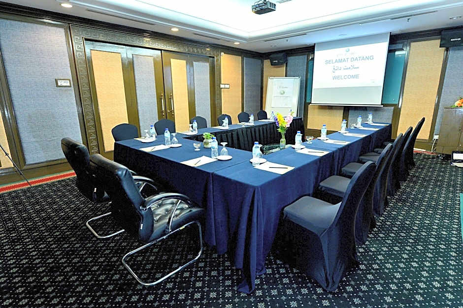 Emerald Puteri Hotel