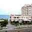 Sandals Hoang Yen Hotel