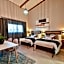 Summer PALACE Guesthouse