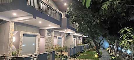 Ravihans Aranyam - Resort & Restaurant