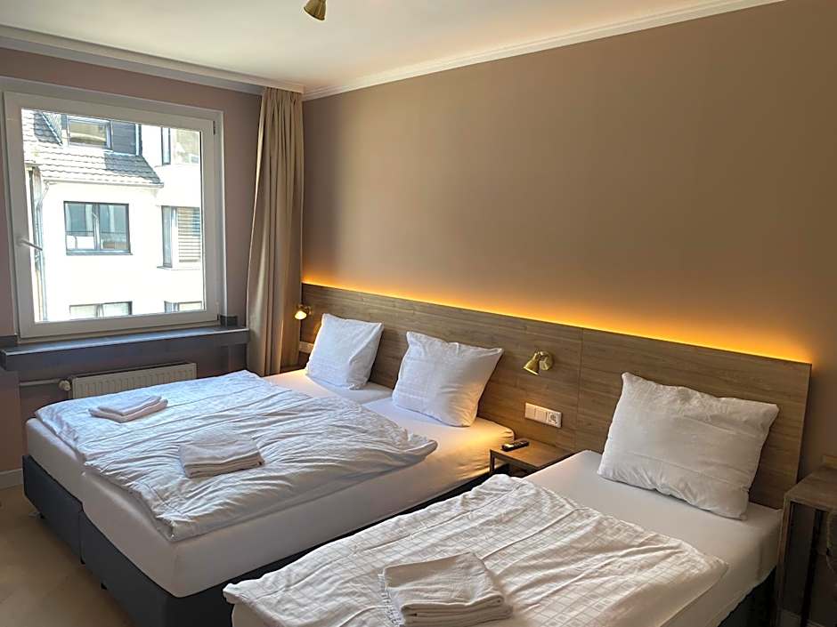 Hotel Petite Konigsallee SELF CHECK-IN