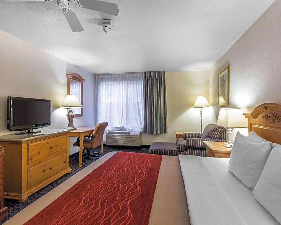 Comfort Inn & Suites Sequoia Kings Canyon - Three Rivers