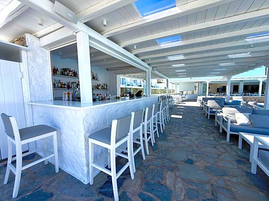 Yiannaki Hotel