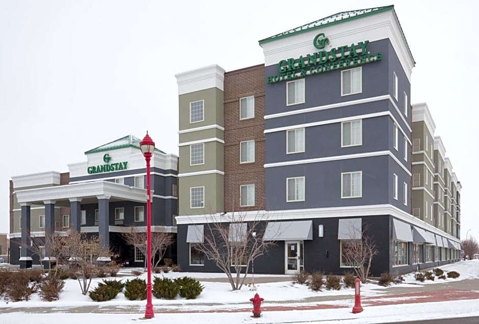 Grandstay Apple Valley