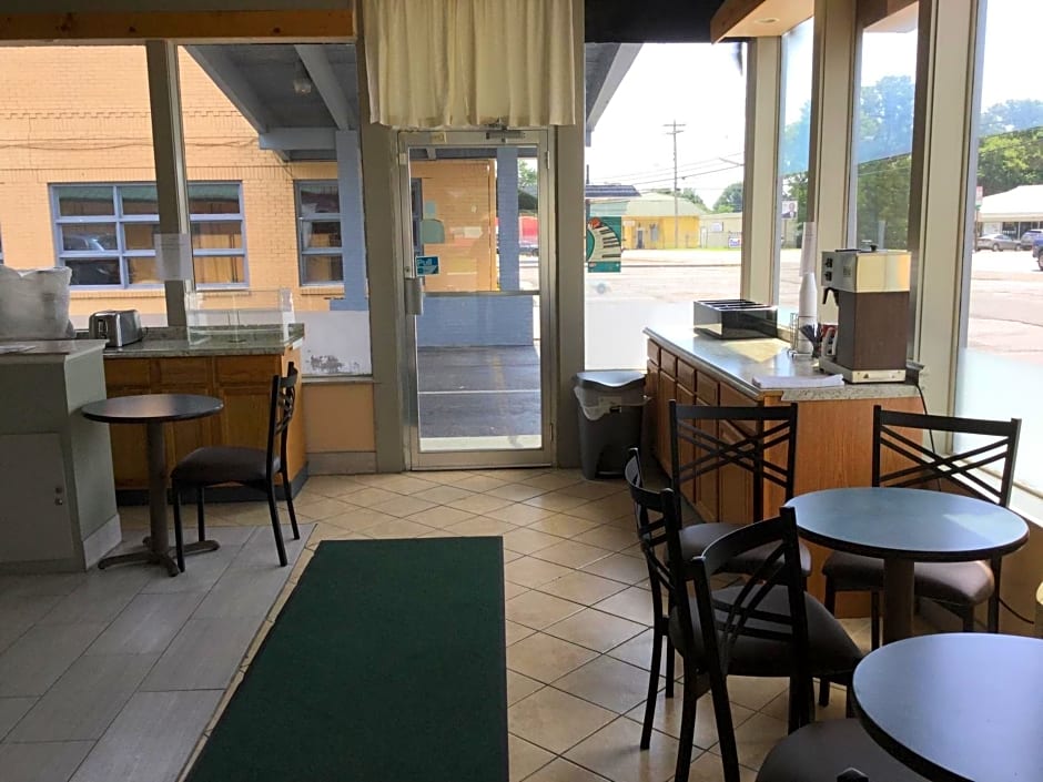 Scottish Inns McMinnville